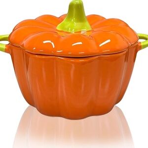 Pumpkin ceramic  Soup Bowl with Lid by Svailse
New in box